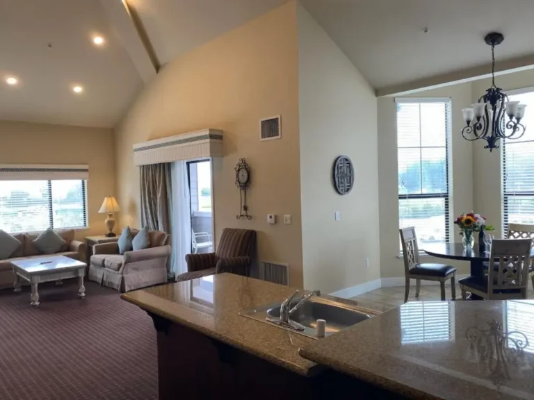 Oceano Inn King